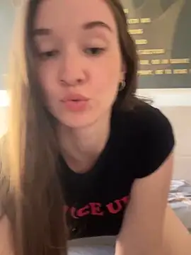 Dianyx online show from May 2026 02:24:02 PM