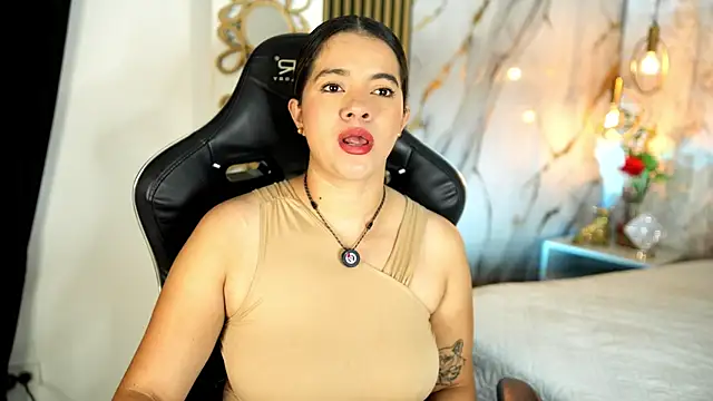 Snapshot of Leidy_2026 chatting on June 2026 01:12:02 PM Leidy 2026 online show from June 2026 01:12:02 PM
