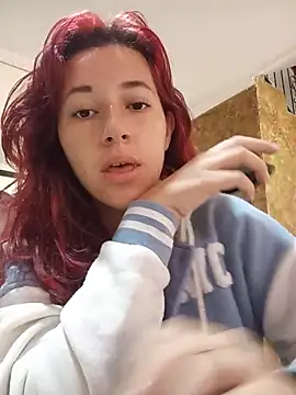 Escarleth 69 online show from May 2026 12:25:01 PM