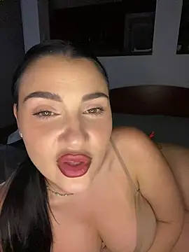 AylaSparkk online show from July 2026 09:44:02 PM