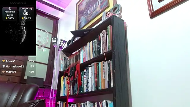 Dominatriz Arlette online show from July 2026 06:58:01 PM