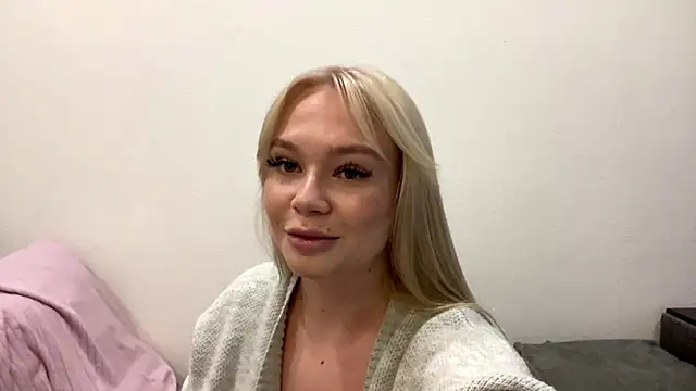 GooLana online show from April 2026 03:09:01 PM