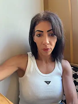 Yasmiinee online show from June 2026 09:03:02 AM