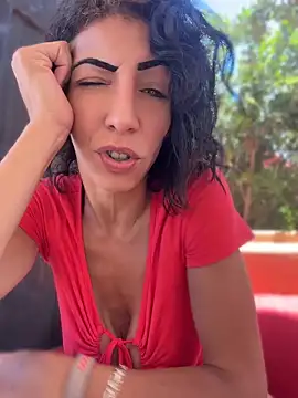 Yasmiinee online show from June 2026 11:27:01 AM