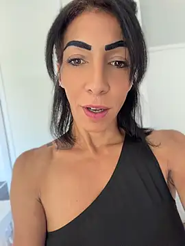 Yasmiinee online show from June 2026 10:09:01 AM