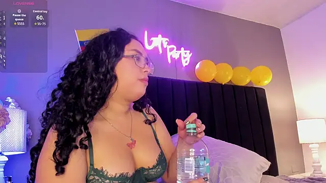 isaxcurves online show from June 2026 08:07:02 PM