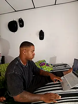 Snapshot of Hector-black chatting on May 2026 03:54:02 AM Hector-black online show from May 2026 03:54:02 AM