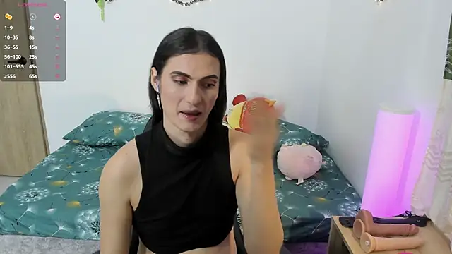 Snapshot of _shantallskinny_ chatting on April 2026 02:27:02 AM shantallskinny online show from April 2026 02:27:02 AM