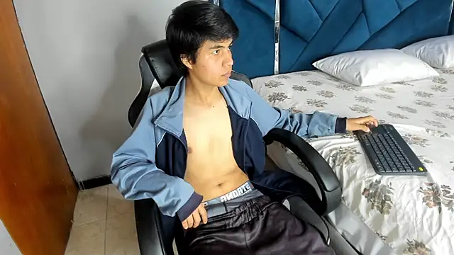 Snapshot of JassonMuller chatting on May 2026 02:16:02 AM JassonMuller online show from May 2026 02:16:02 AM