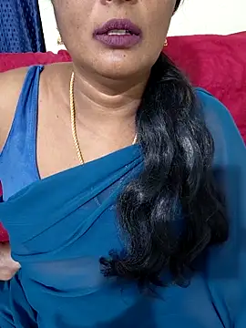 Snapshot of Sunitha-tamilponu chatting on June 2026 04:46:02 PM Sunitha-tamilponu online show from June 2026 04:46:02 PM