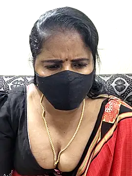 Snapshot of Sunitha-tamilponu chatting on July 2026 03:53:02 PM Sunitha-tamilponu online show from July 2026 03:53:02 PM