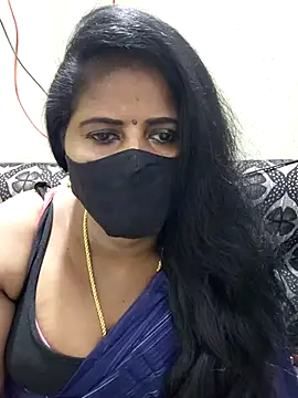 Snapshot of Sunitha-tamilponu chatting on July 2026 05:52:02 AM Sunitha-tamilponu online show from July 2026 05:52:02 AM
