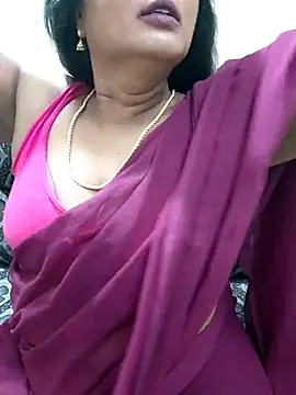 Snapshot of Sunitha-tamilponu chatting on July 2026 08:23:02 PM Sunitha-tamilponu online show from July 2026 08:23:02 PM