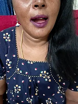 Snapshot of Sunitha-tamilponu chatting on June 2026 06:12:01 AM Sunitha-tamilponu online show from June 2026 06:12:01 AM