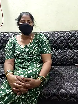 Snapshot of Sunitha-tamilponu chatting on July 2026 08:48:01 AM Sunitha-tamilponu online show from July 2026 08:48:01 AM