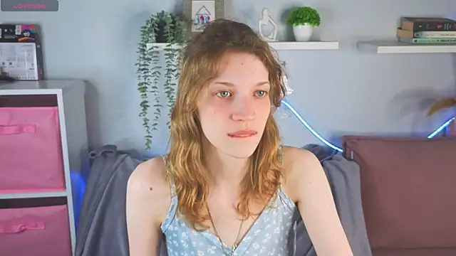 Emily Cartex online show from May 2026 05:51:02 AM