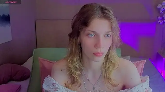 Emily Cartex online show from July 2026 05:50:02 AM