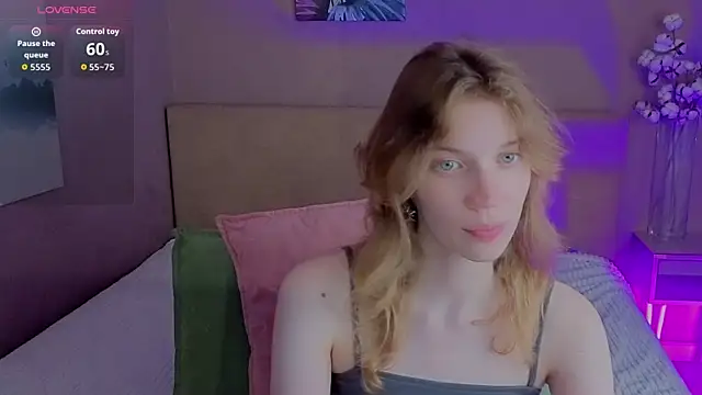 Emily Cartex online show from July 2026 06:10:02 AM