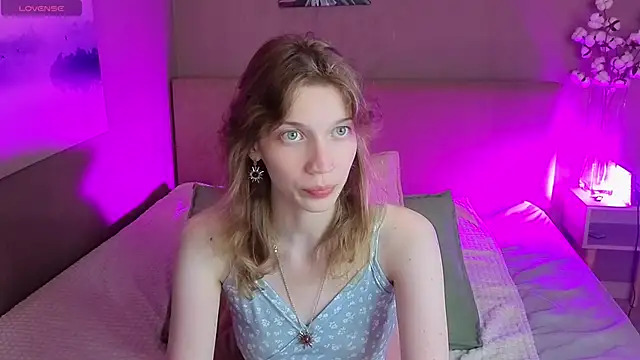 Emily Cartex online show from June 2026 05:13:01 AM