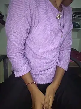 ESHA-LOVE online show from June 2026 11:00:02 AM