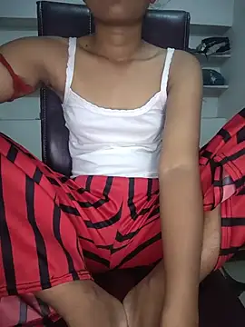 ESHA-LOVE online show from June 2026 04:46:01 AM