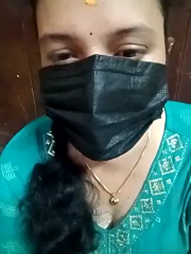 Snapshot of Chandralekha chatting on May 2026 05:33:01 AM Chandralekha online show from May 2026 05:33:01 AM