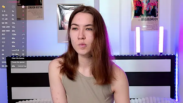 EvaAndLuna online show from May 2026 02:35:02 AM