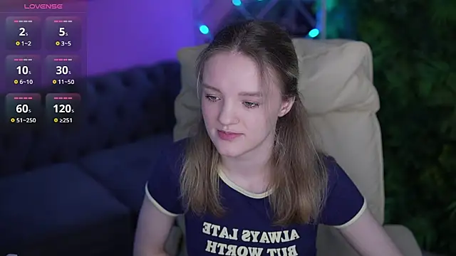 Snapshot of MariaMedow chatting on May 2026 05:47:02 AM MariaMedow online show from May 2026 05:47:02 AM