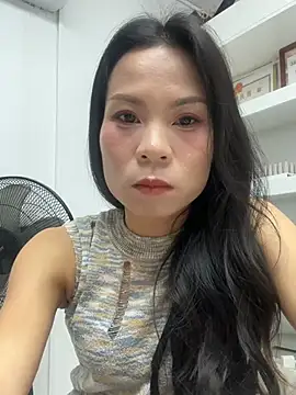 Xiaoyu-aa online show from May 2026 12:21:01 PM