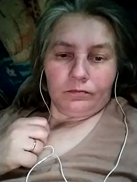 IrisMaris37 online show from May 2026 03:37:02 PM