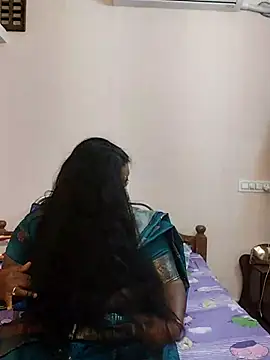 Snapshot of telugu_Geetha40 chatting on July 2026 06:21:01 AM telugu Geetha40 online show from July 2026 06:21:01 AM