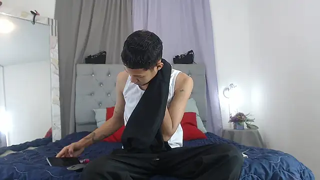 PhillipCox online show from June 2026 12:38:02 PM