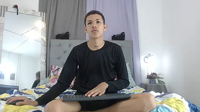 PhillipCox online show from June 2026 12:49:02 PM