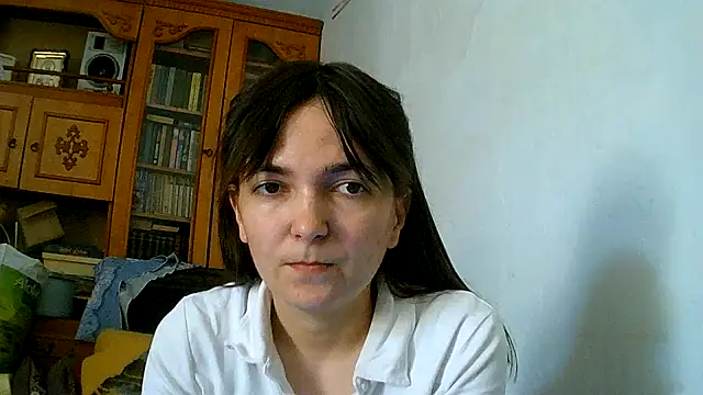 LyubovVill online show from May 2026 12:19:01 PM