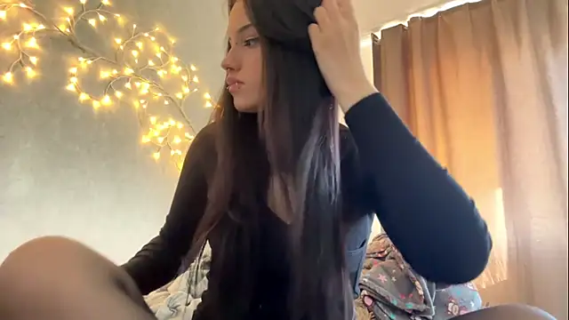 LouisePavlides online show from May 2026 01:26:01 PM
