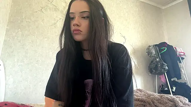 LouisePavlides online show from May 2026 01:29:01 PM
