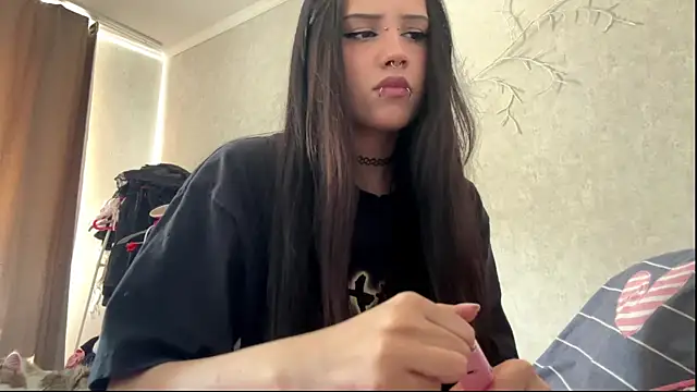 LouisePavlides online show from May 2026 12:13:02 PM