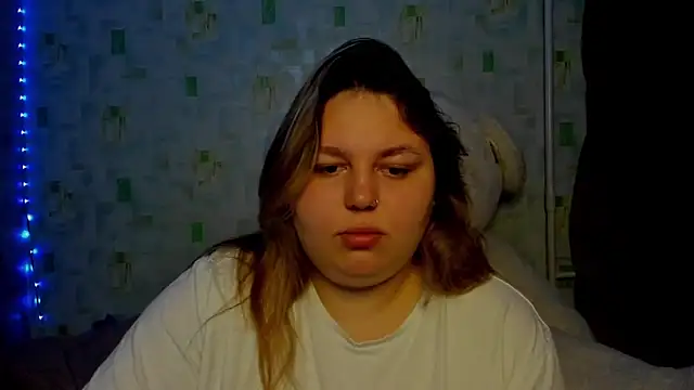 Snapshot of LillyHaigh chatting on June 2026 07:33:01 PM LillyHaigh online show from June 2026 07:33:01 PM