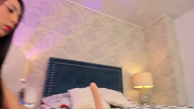 Julietta 33 online show from July 2026 03:58:01 AM