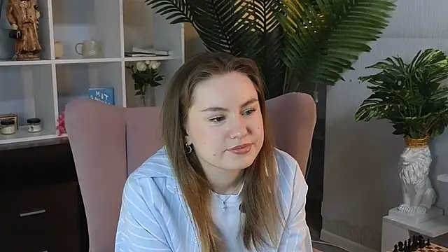 StaciaCarotenuto online show from April 2026 09:39:02 AM