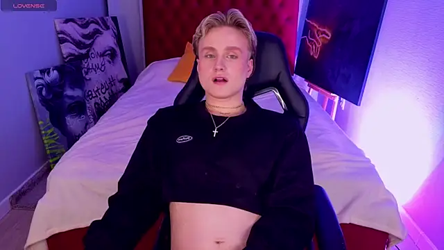 cumboydoll online show from May 2026 02:10:01 PM