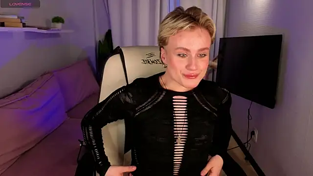 cumboydoll online show from May 2026 01:58:01 PM