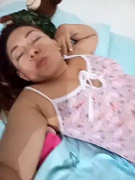Luna Morch online show from May 2026 08:33:01 AM