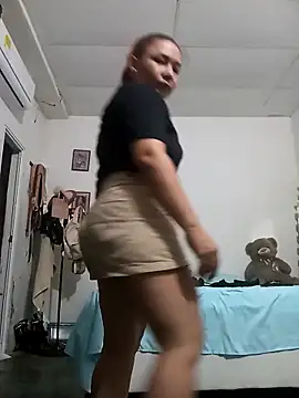 Luna Morch online show from May 2026 05:29:02 AM