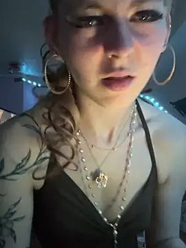 Lina-420 online show from June 2026 07:26:02 PM
