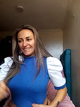 Angel Nova  online show from May 2026 10:11:02 PM