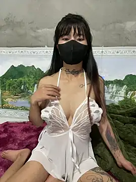 Snapshot of Lilyy18 chatting on June 2026 09:48:01 AM Lilyy18 online show from June 2026 09:48:01 AM