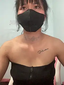 Lilyy18 online show from May 2026 09:17:02 AM