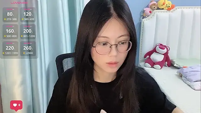 Luna-666 online show from May 2026 03:58:02 PM