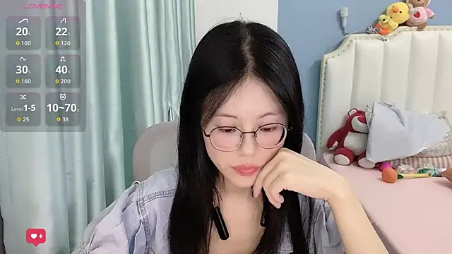 Luna-666 online show from July 2026 02:57:01 PM